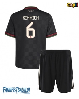 Bayern Munich Joshua Kimmich #6 Echipament de Fotbal Replică 2025-26 Copii Treilea (+ Șorturi)